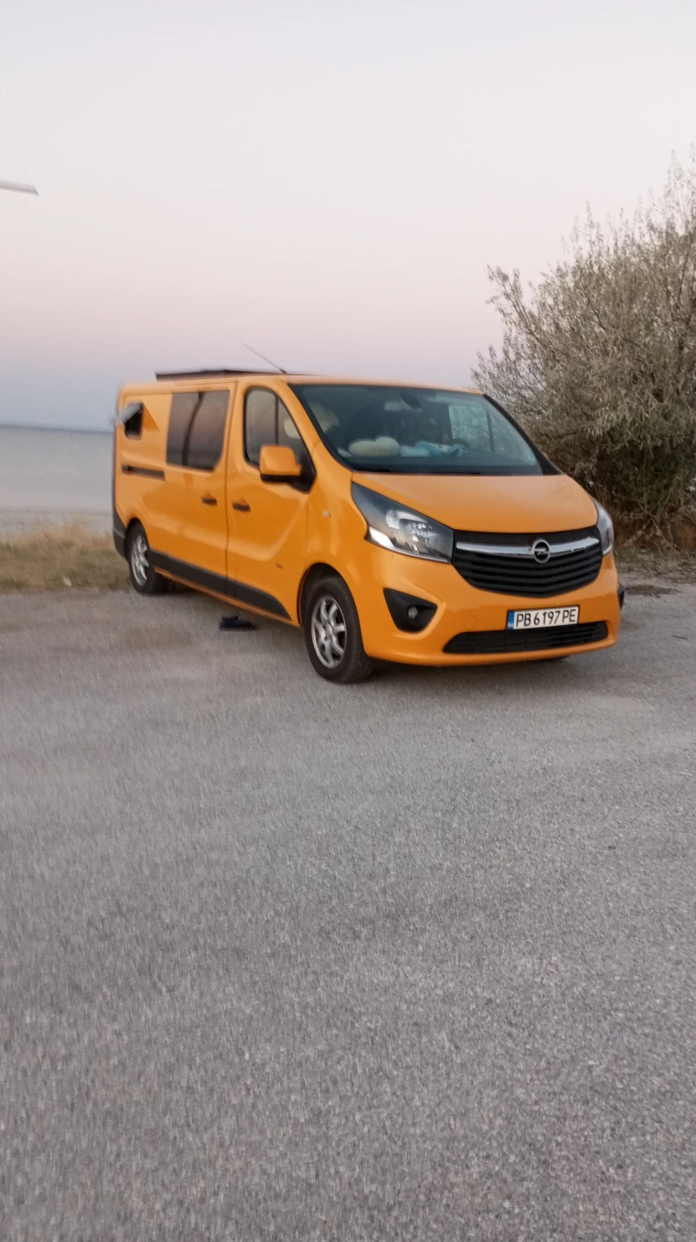 Opel Vivaro, снимка 2 - Бусове и автобуси - 56647266
