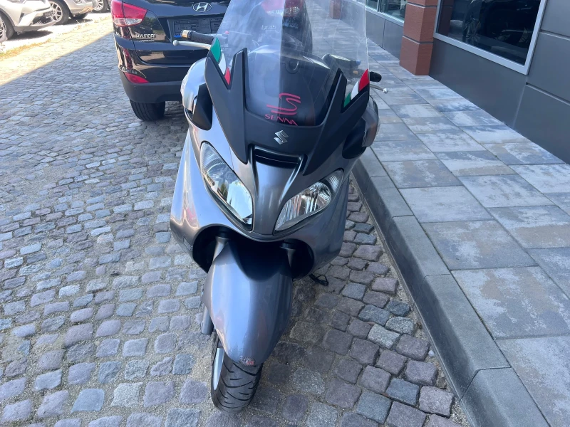 Suzuki Burgman 650 Executive , снимка 7 - Мотоциклети и мототехника - 51513257