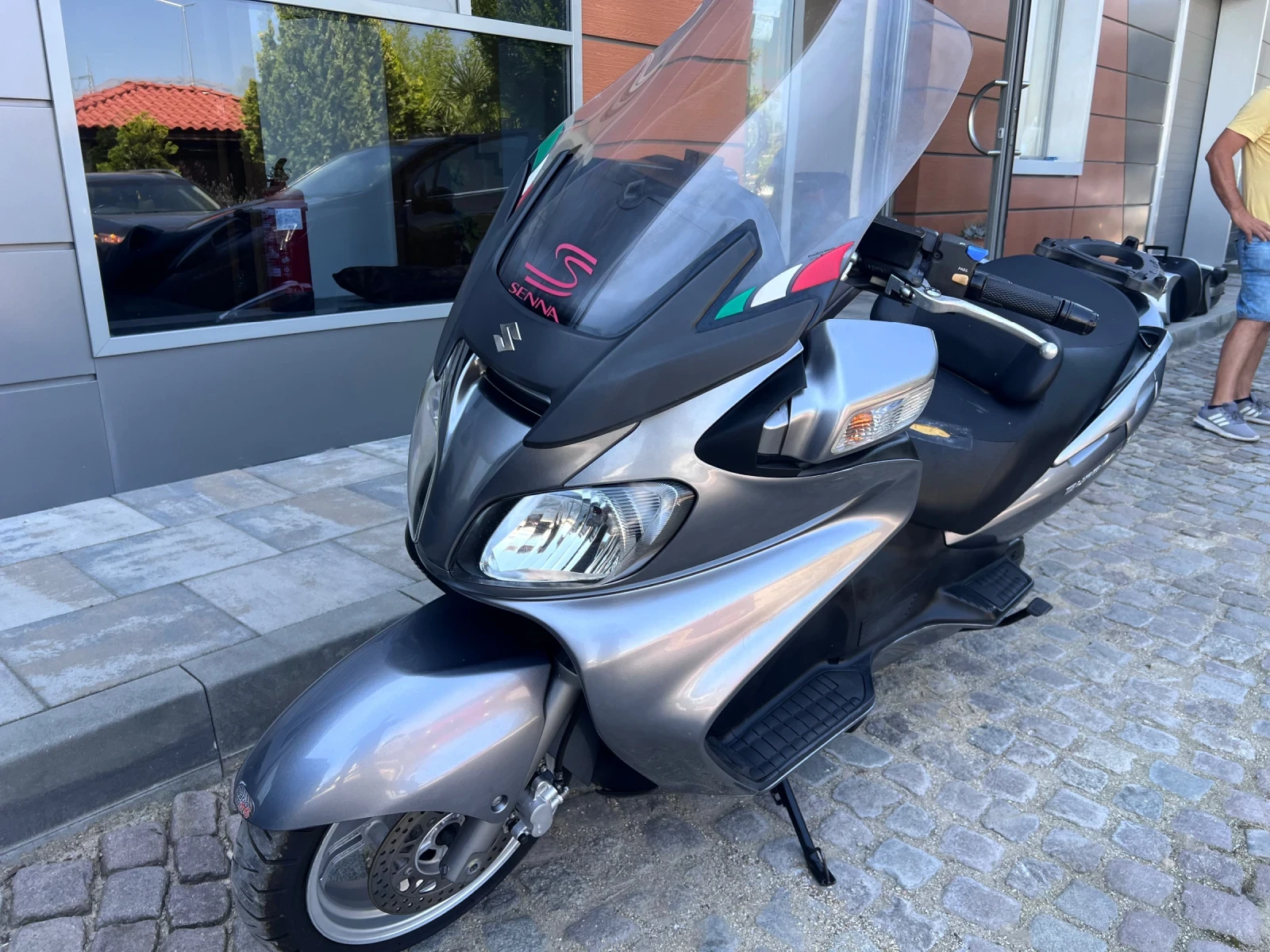 Suzuki Burgman 650 Executive  - изображение 5