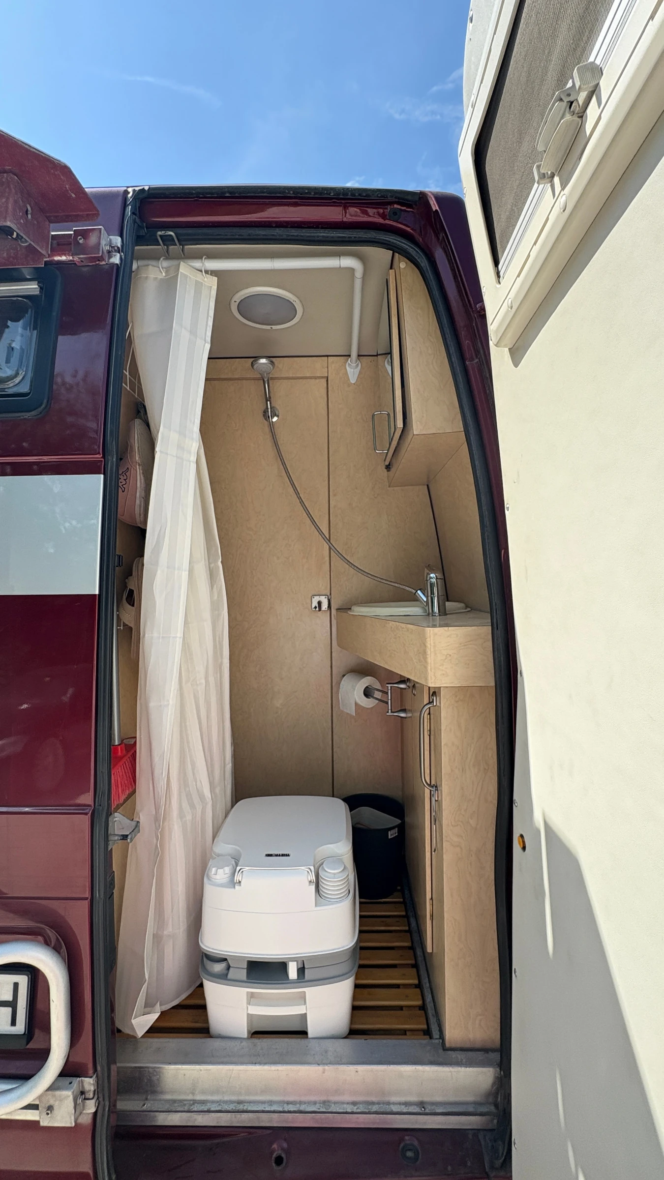 Кемпер Ford  - изображение 9