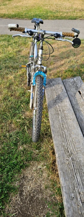 ��������� Uno SF | Mobile.bg � ����� ������ 3