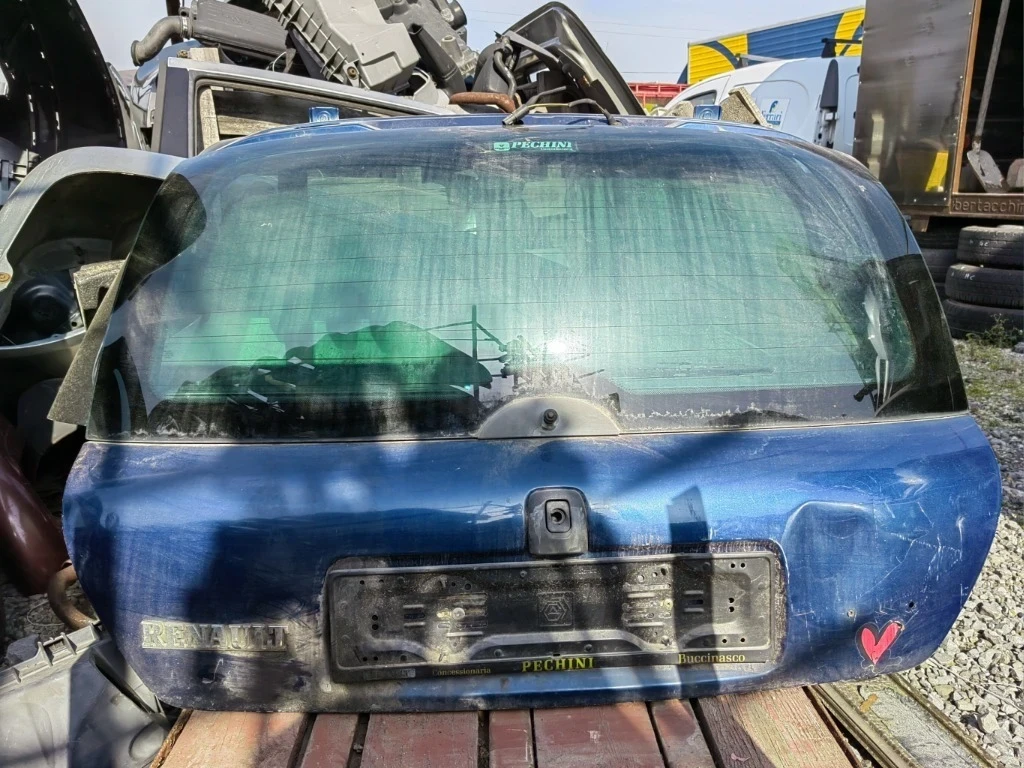    Renault Clio 2000.  | Mobile.bg   3