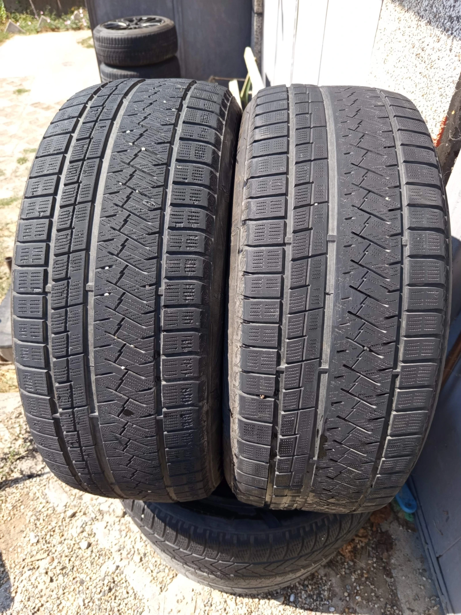 Гуми Зимни 255/50R20