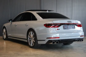 Audi S8 * CARBON* CERAMIC BRAKES* DIGITAL OLED LIGHT* B&O*, снимка 7