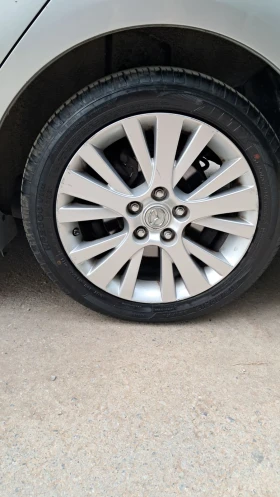 Mazda 6 - 2000 € / 3911.66 лв. - 80669947 12