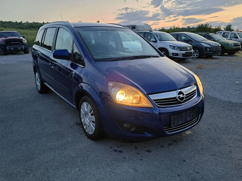 Opel Zafira 1.6 METAN, снимка 2 - Автомобили и джипове - 46356208