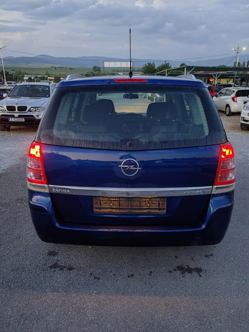 Opel Zafira 1.6 METAN, снимка 6 - Автомобили и джипове - 46356208