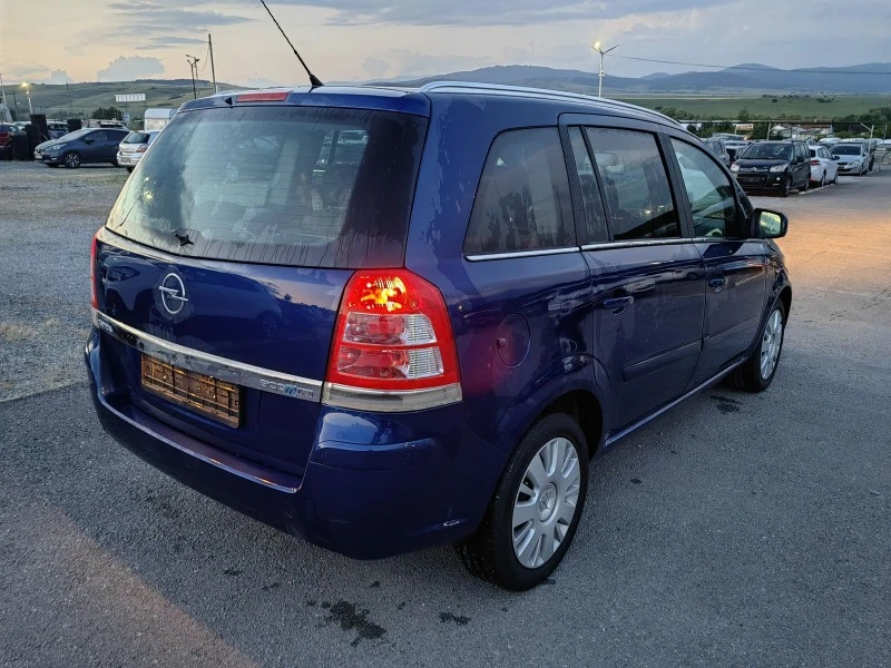 Opel Zafira 1.6 METAN, снимка 5 - Автомобили и джипове - 46356208