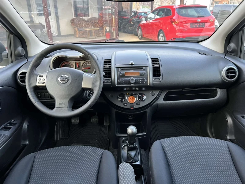 Nissan Note 1.4i , снимка 7 - Автомобили и джипове - 47070778