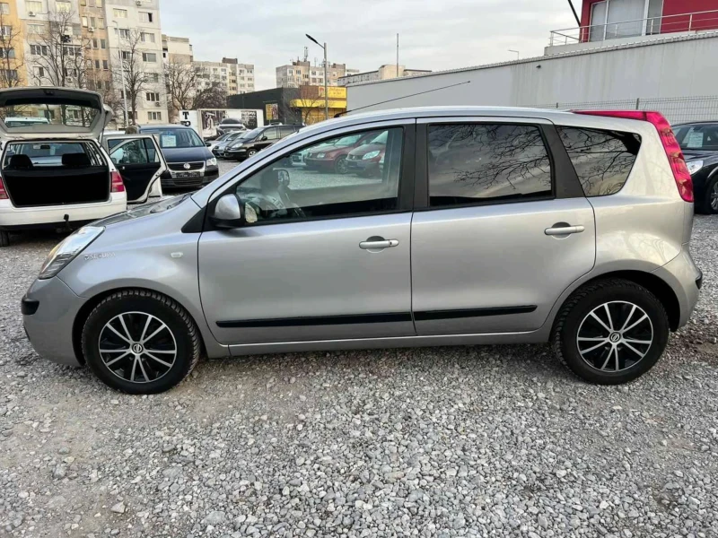 Nissan Note 1.4i , снимка 8 - Автомобили и джипове - 47070778