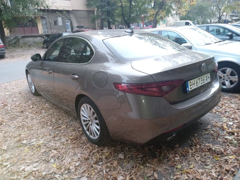 Alfa Romeo Giulia 2.2 Diesel, снимка 5 - Автомобили и джипове - 48031407