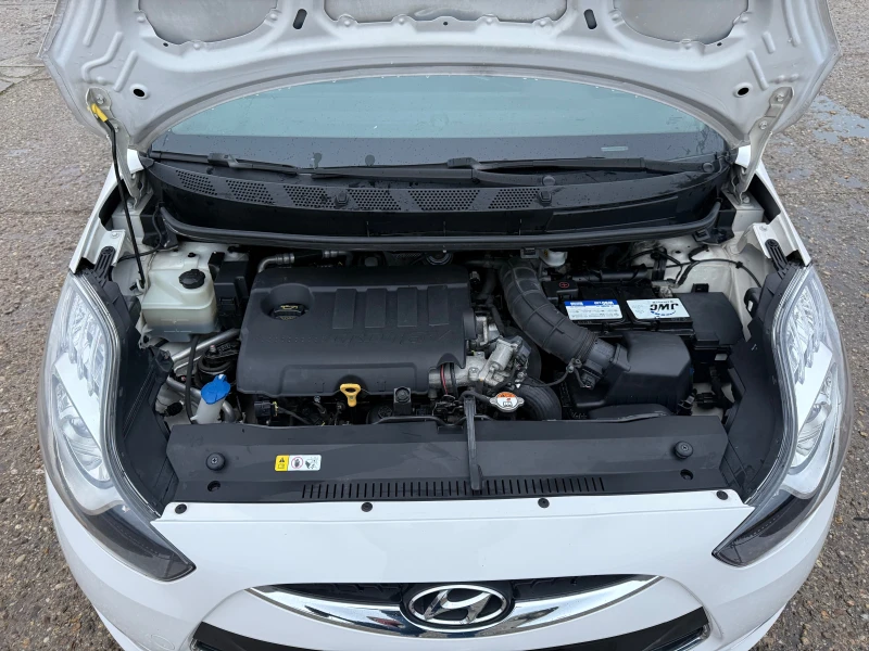 Hyundai Ix20 1.6 CRDI, снимка 16 - Автомобили и джипове - 48982168