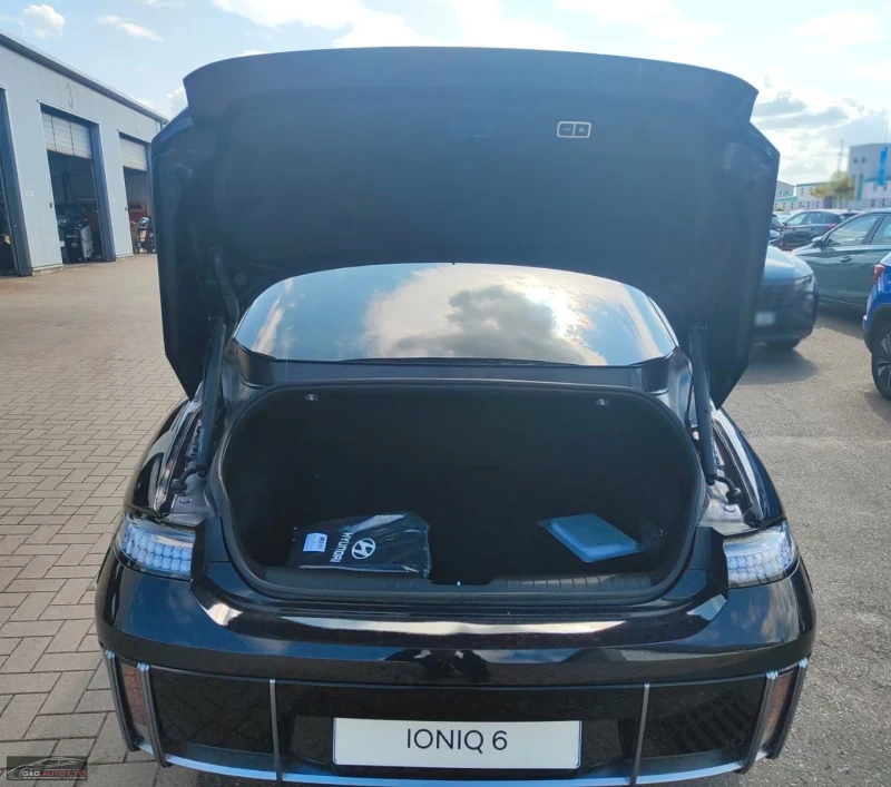 Hyundai Ioniq 6 UNIQ-PAKET/228HP/DIGITAL/HUD/360/KLESS/360fpr, снимка 7 - Автомобили и джипове - 50989675