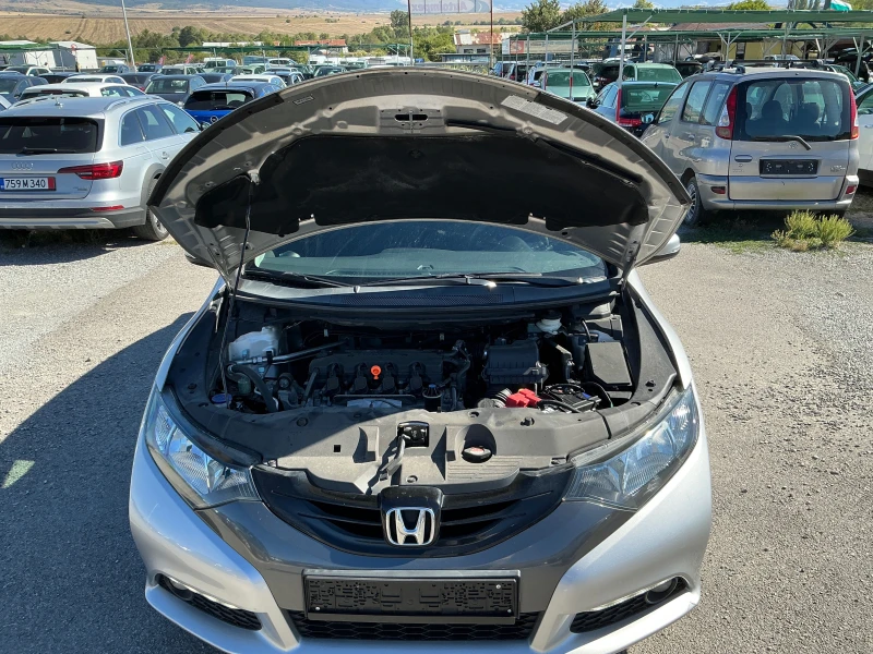 Honda Civic 1.8 i, снимка 9 - Автомобили и джипове - 51777120