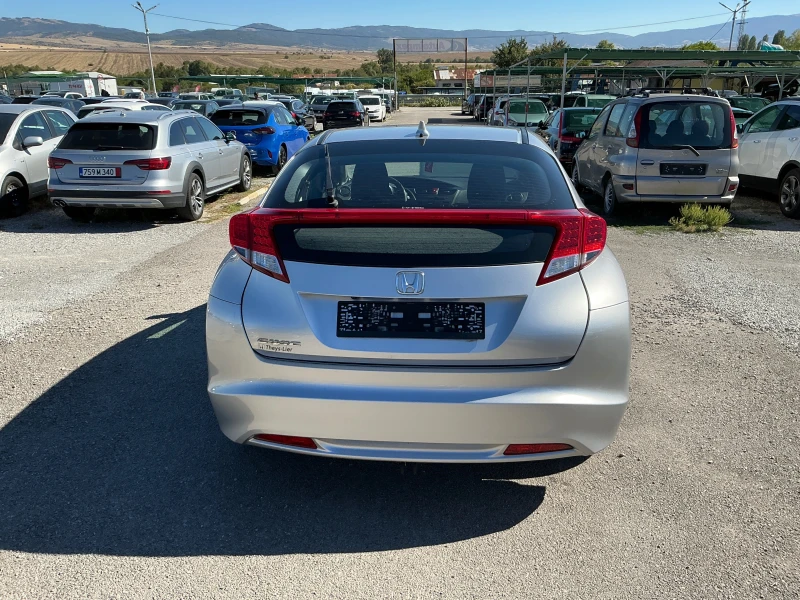 Honda Civic 1.8 i, снимка 7 - Автомобили и джипове - 51777120