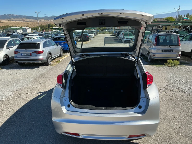 Honda Civic 1.8 i, снимка 10 - Автомобили и джипове - 51777120