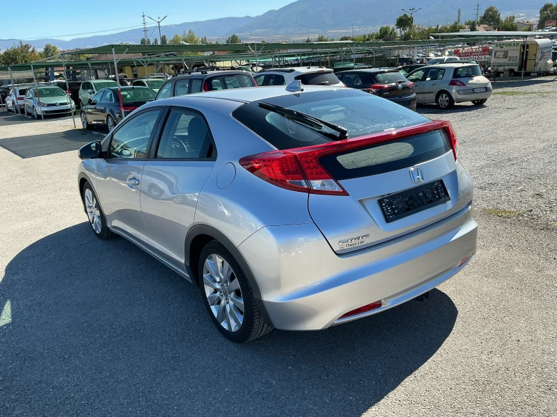 Honda Civic 1.8 i, снимка 6 - Автомобили и джипове - 51777120