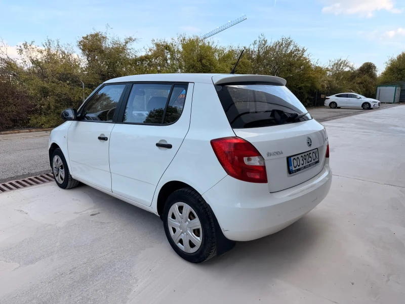 Skoda Fabia 1.6d, снимка 5 - Автомобили и джипове - 52130554