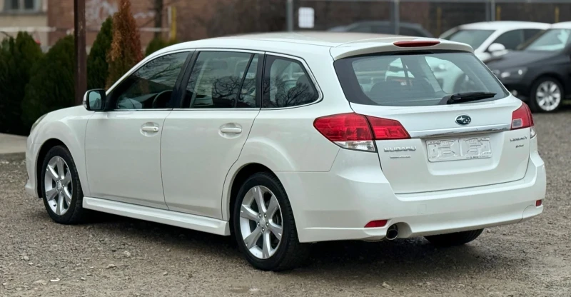 Subaru Legacy 2.0i 150к.с * ГАЗ* * Face-Lift* * ИТАЛИЯ* * Ксенон, снимка 4 - Автомобили и джипове - 52697551