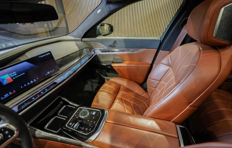 BMW 740 d xDrive M Sport Package Pro, снимка 9 - Автомобили и джипове - 52726963