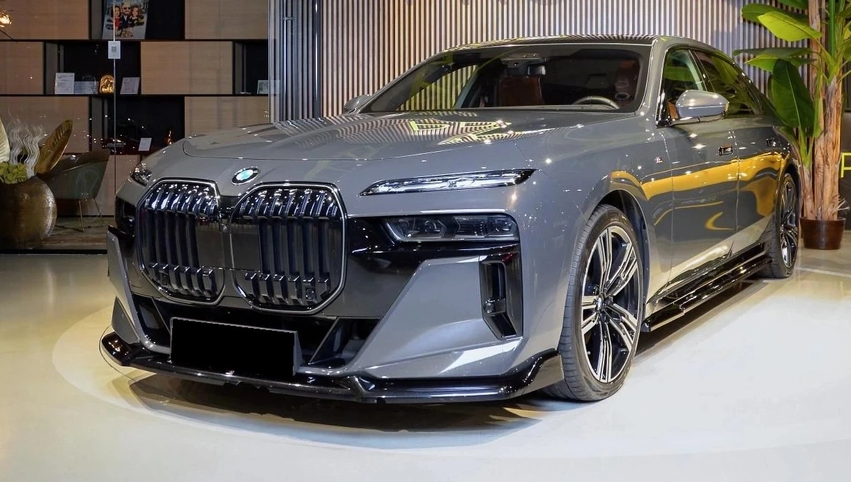 BMW 740 d xDrive M Sport Package Pro, снимка 1