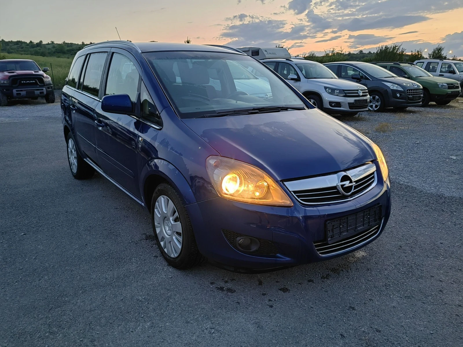 Opel Zafira 1.6 METAN - изображение 2