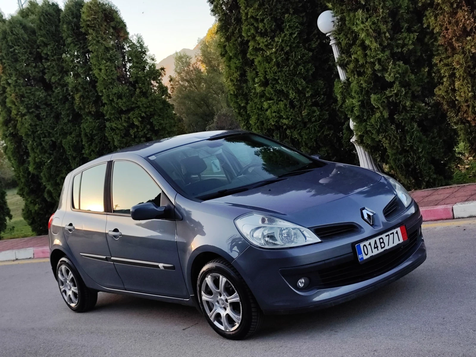 Renault Clio 1.2I 16V(75)* EXCEPTION-EDITION* НОВ ВНОС*  - изображение 8