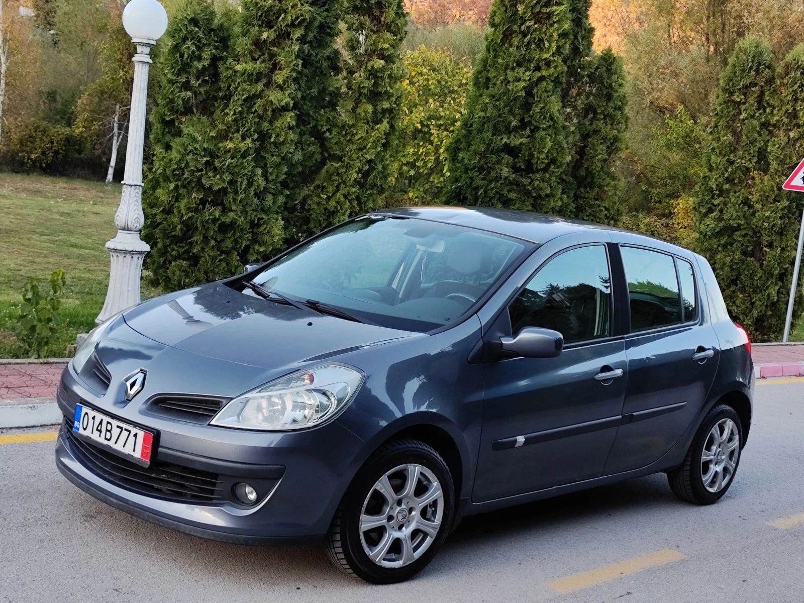 Renault Clio 1.2I 16V(75)* EXCEPTION-EDITION* НОВ ВНОС*  - изображение 3