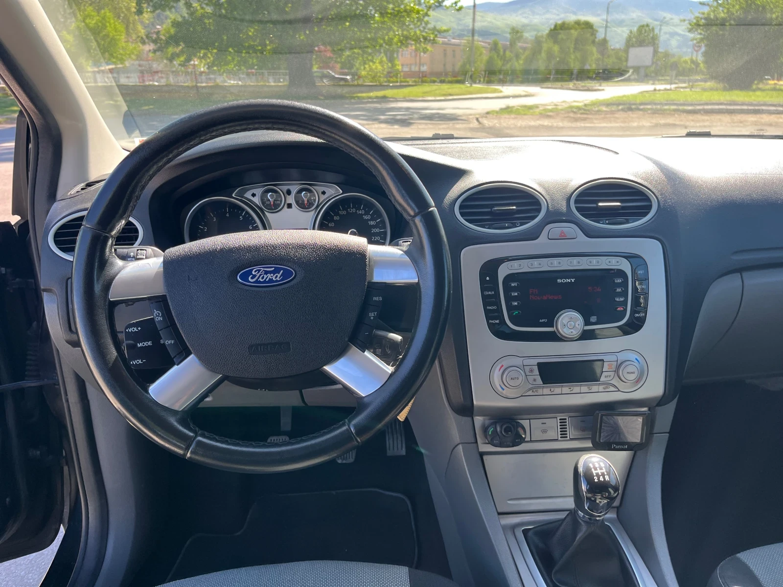 Ford Focus 2.0 бензин - изображение 10