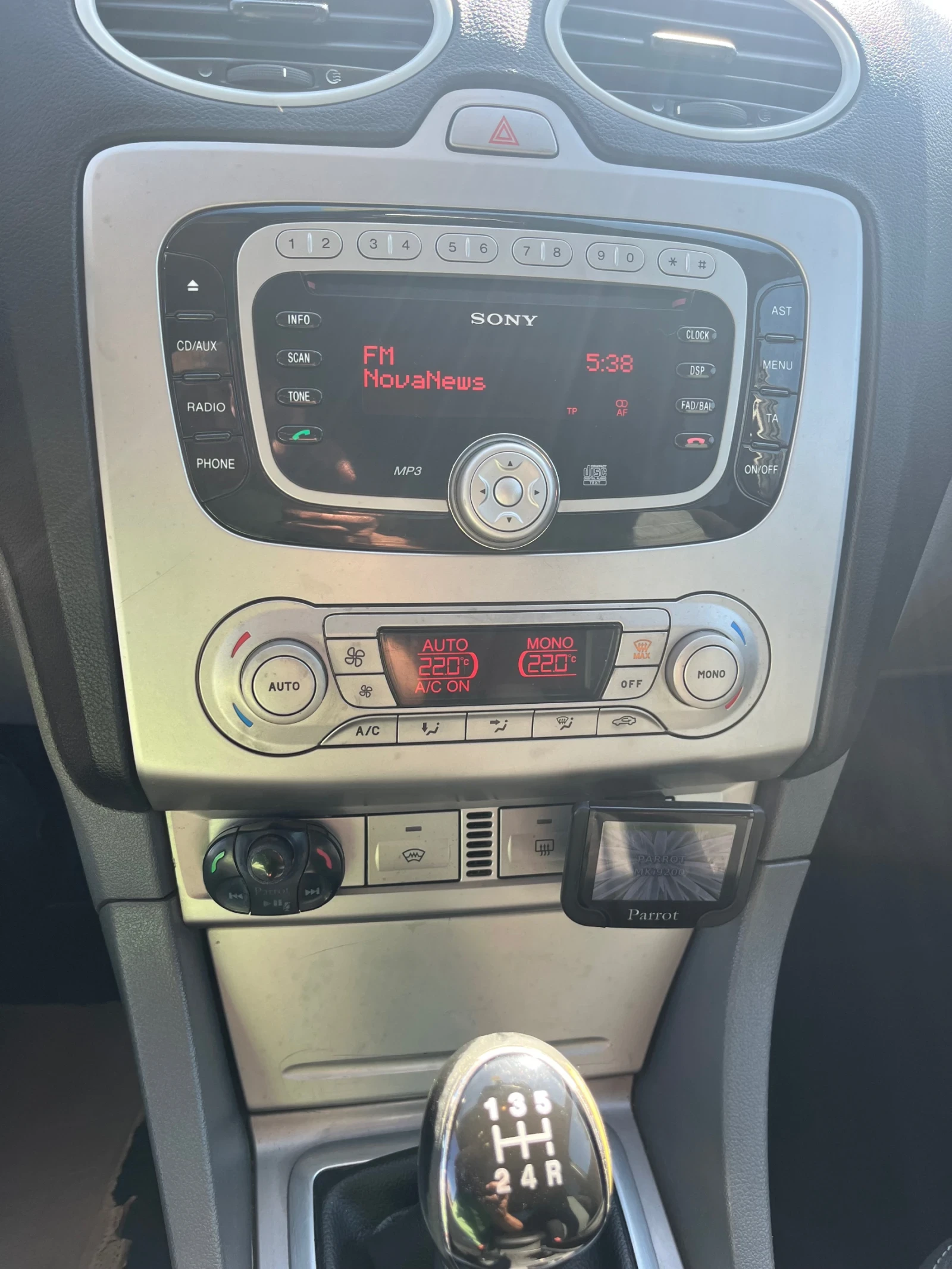 Ford Focus 2.0 бензин - изображение 7