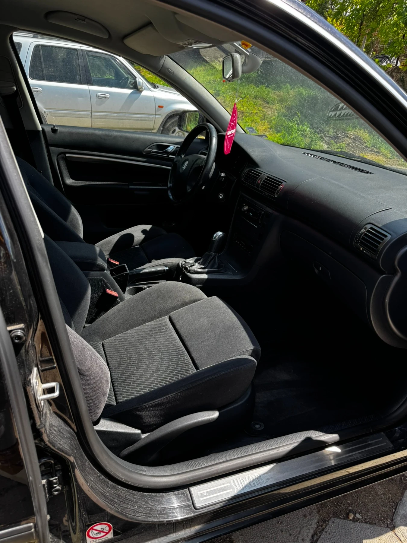 Skoda Superb 1.8� | Mobile.bg � ����������� 12