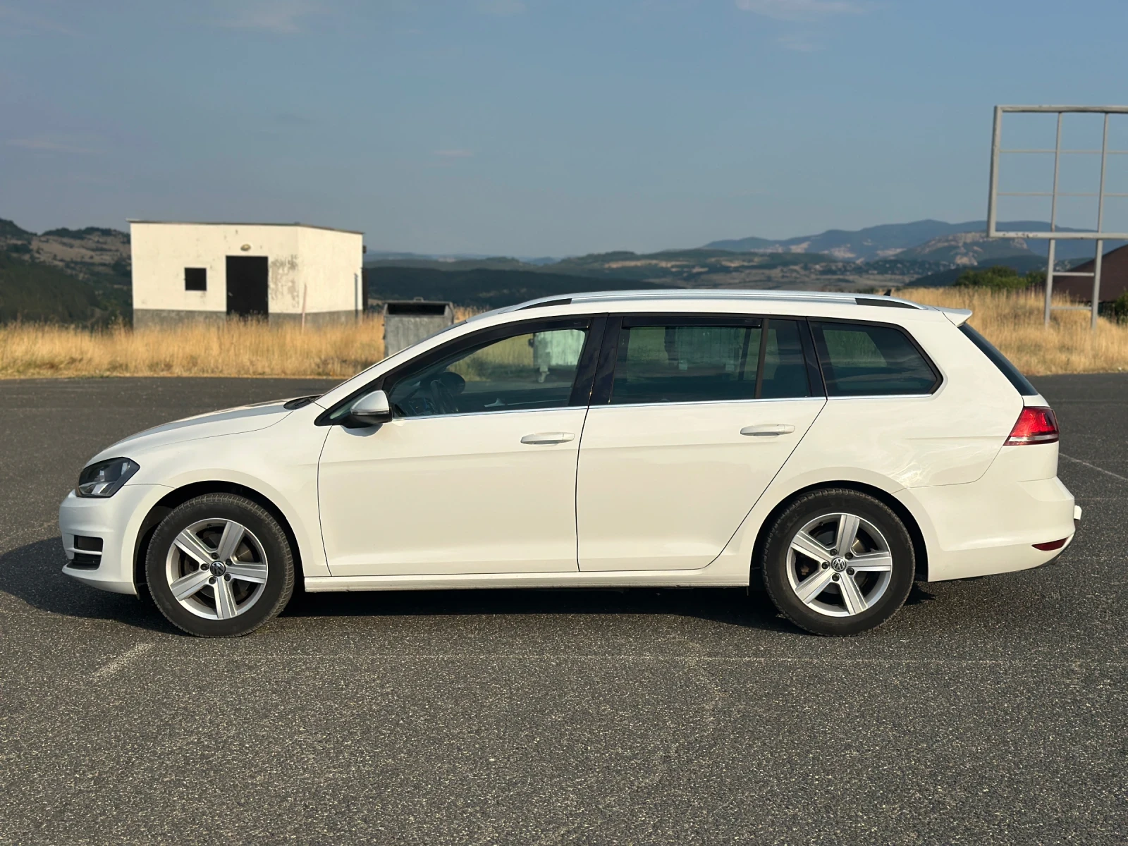 VW Golf VW Golf 7 Combi 2.0TDI - изображение 4
