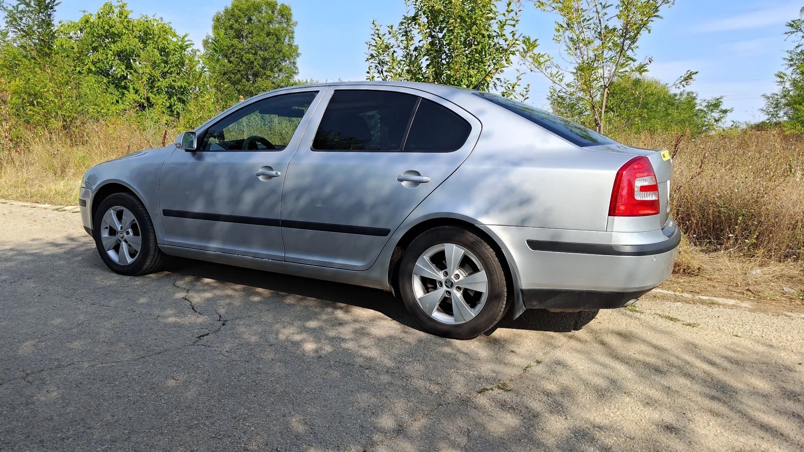 Skoda Octavia 1.6FSI Еуратек Парктроник ТОП - изображение 4