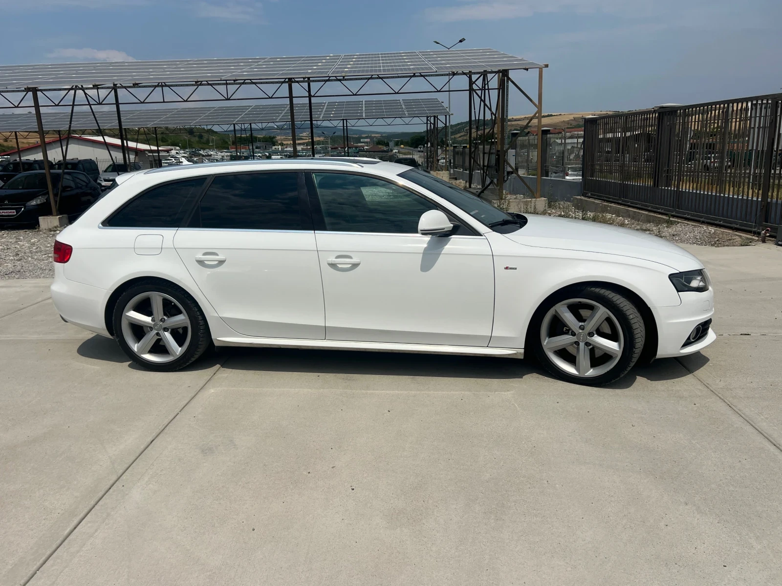 Audi A4 3.0TDI Sline  - изображение 9