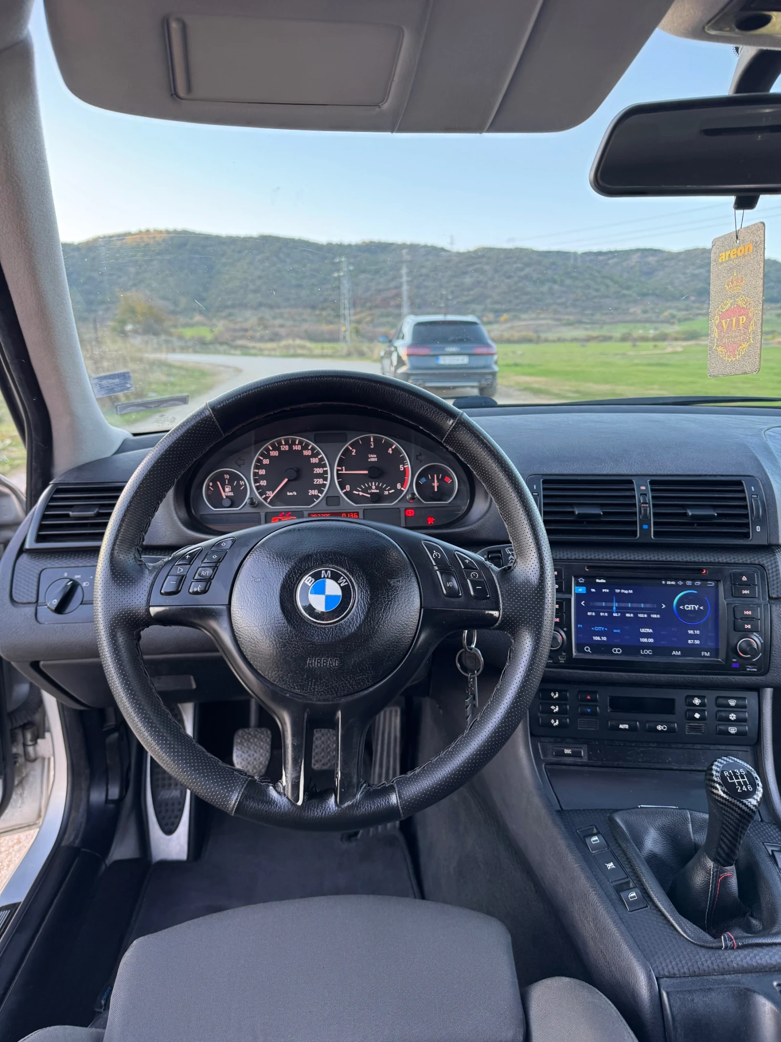 BMW 320  - изображение 10