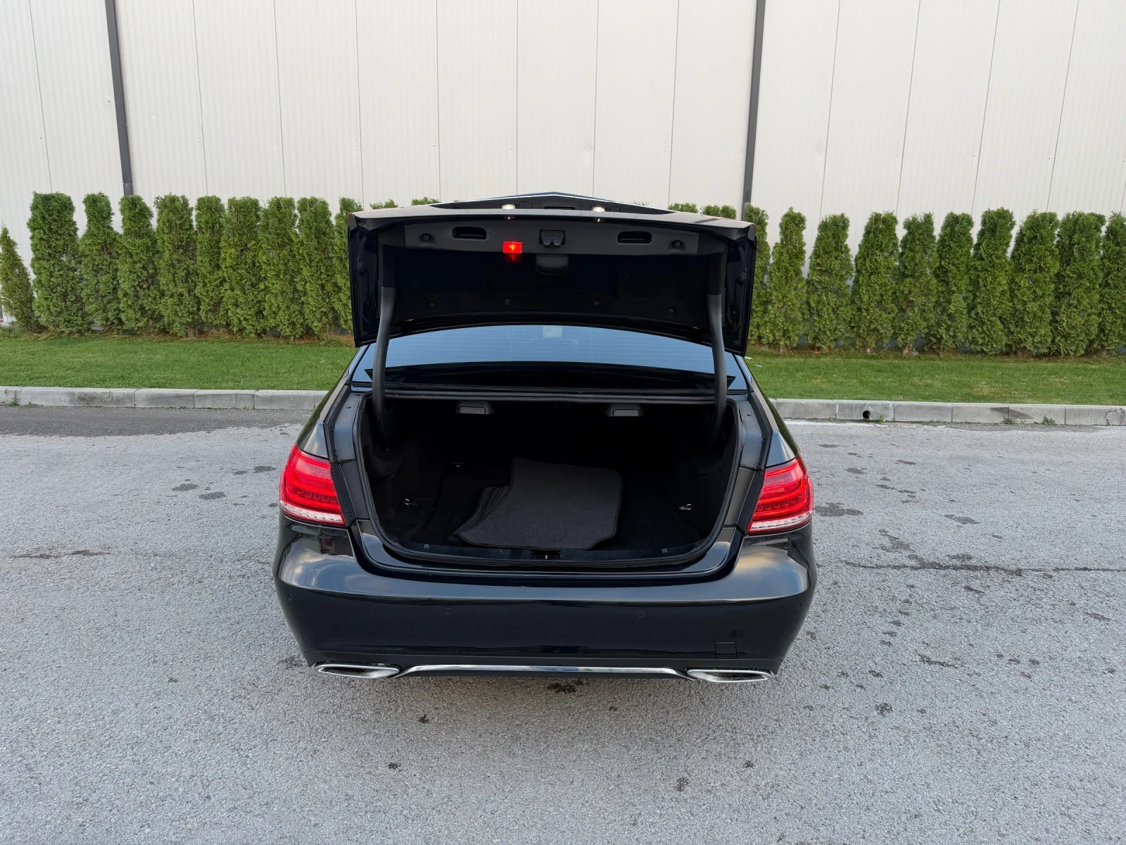 Mercedes-Benz E 220 cdi 170k.c* * Sport-Paket* Led*  | Mobile.bg   16