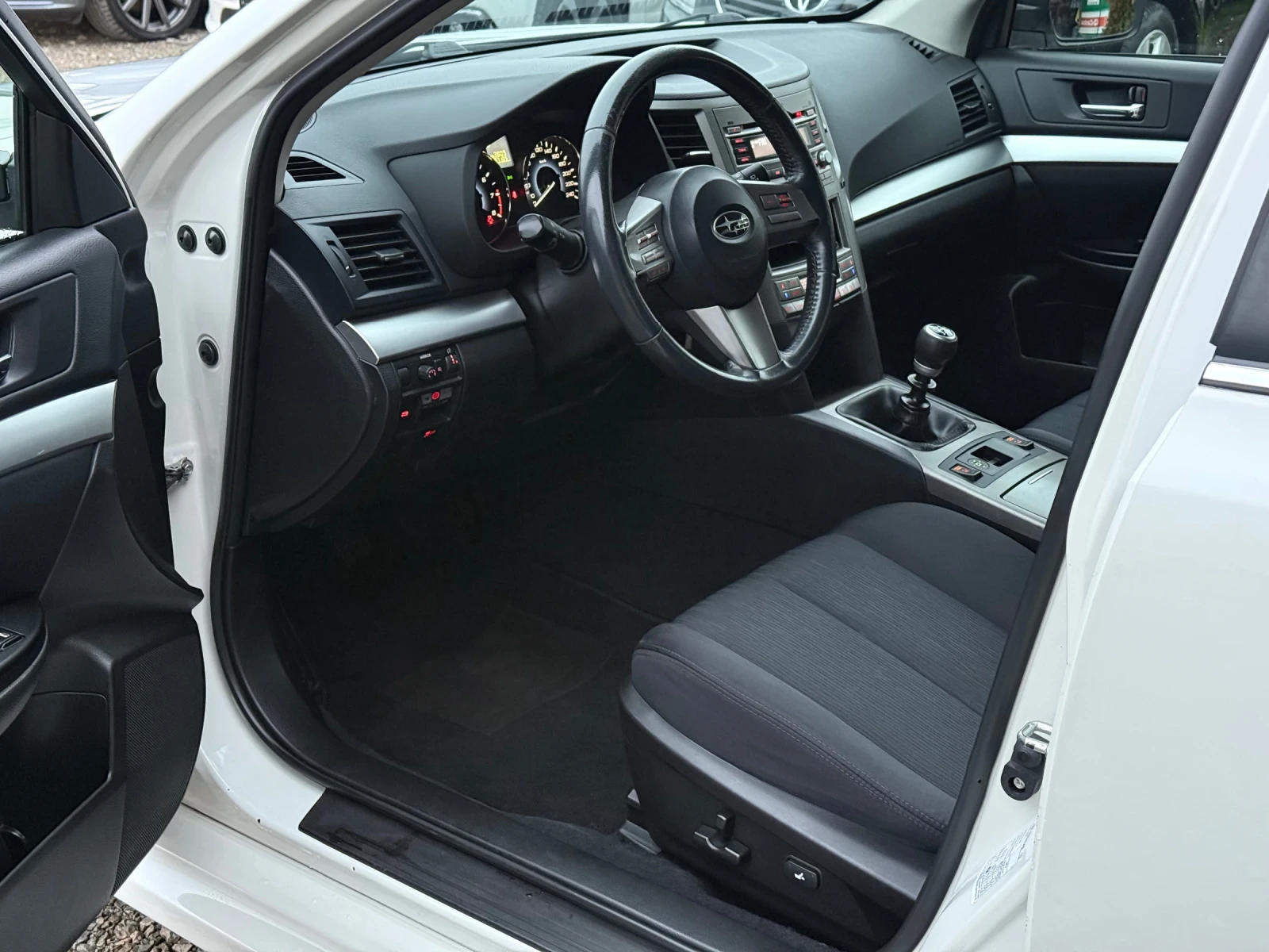 Subaru Legacy 2.0i 150к.с * ГАЗ* * Face-Lift* * ИТАЛИЯ* * Ксенон - изображение 10