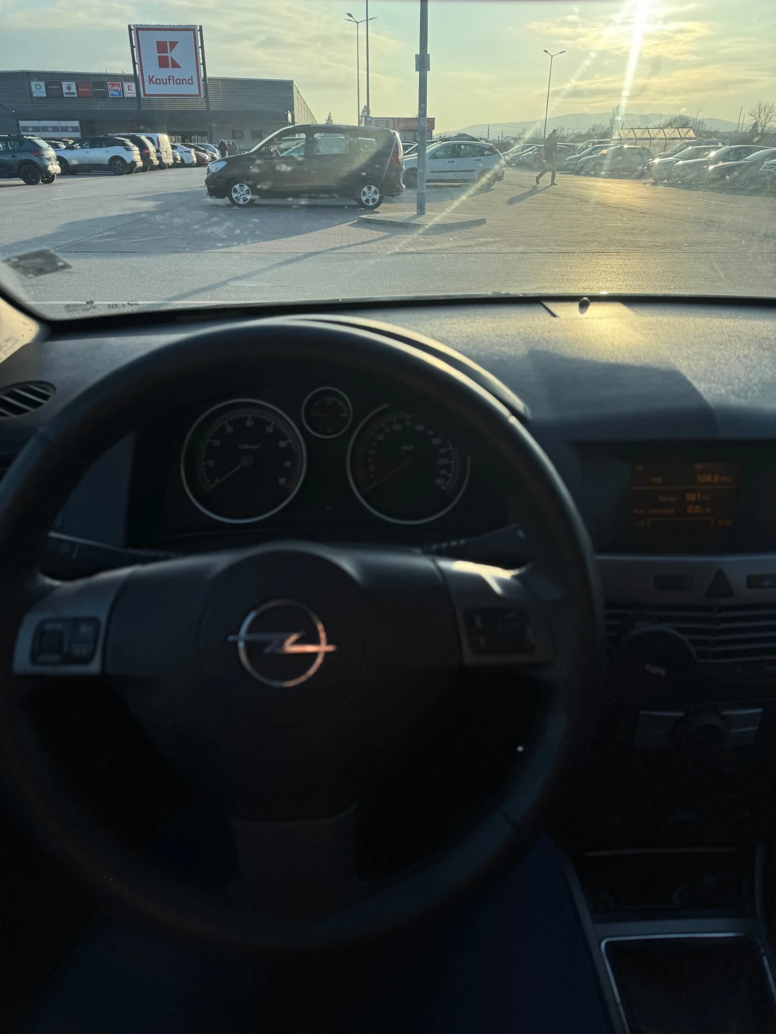 Opel Astra 1.6 105HP ГАЗ!, снимка 9 - Автомобили и джипове - 53715643