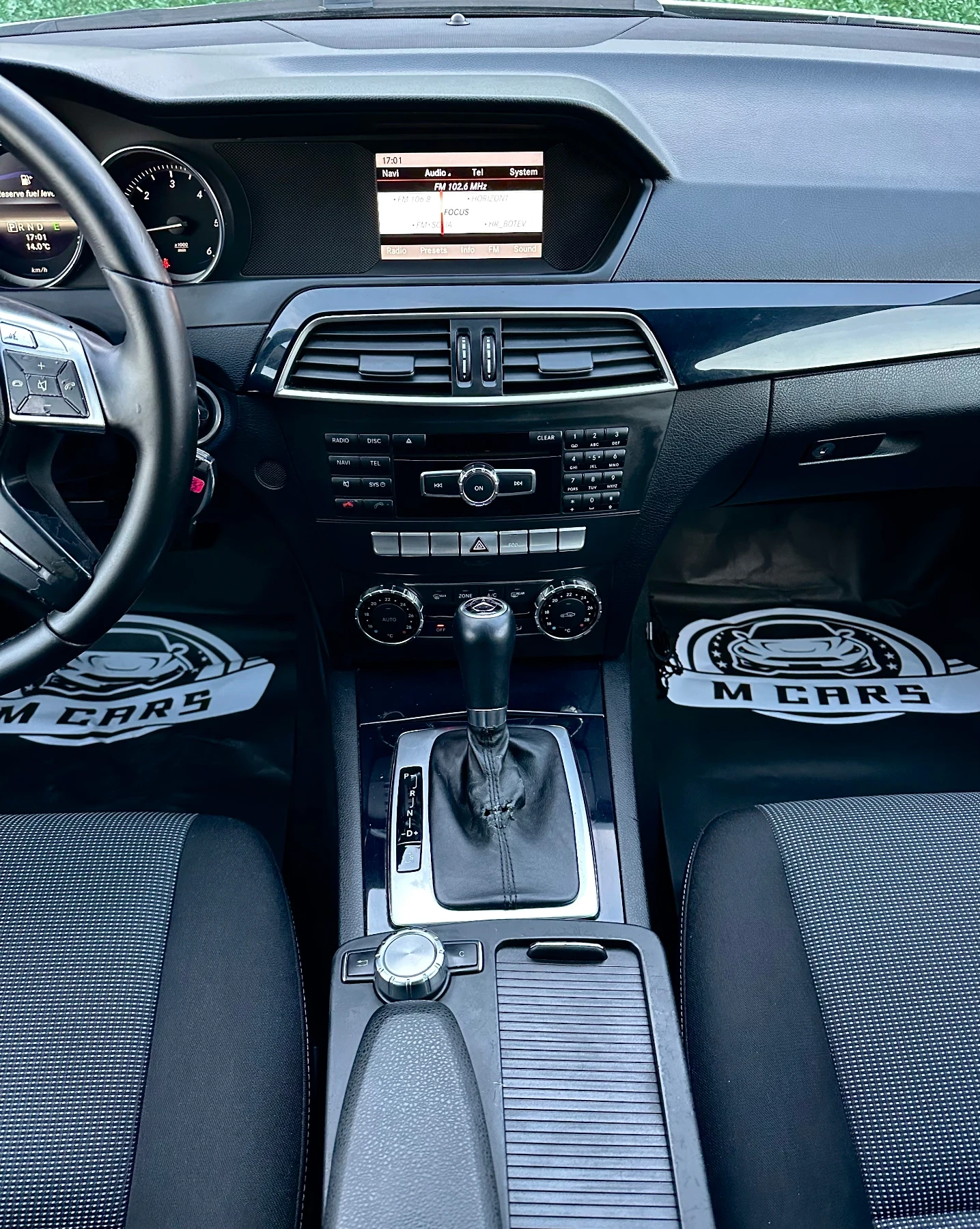 Mercedes-Benz C 200 AUTOMATIC / NAVY / PARKTRONIK / C200 136ks, снимка 10 - Автомобили и джипове - 53870183