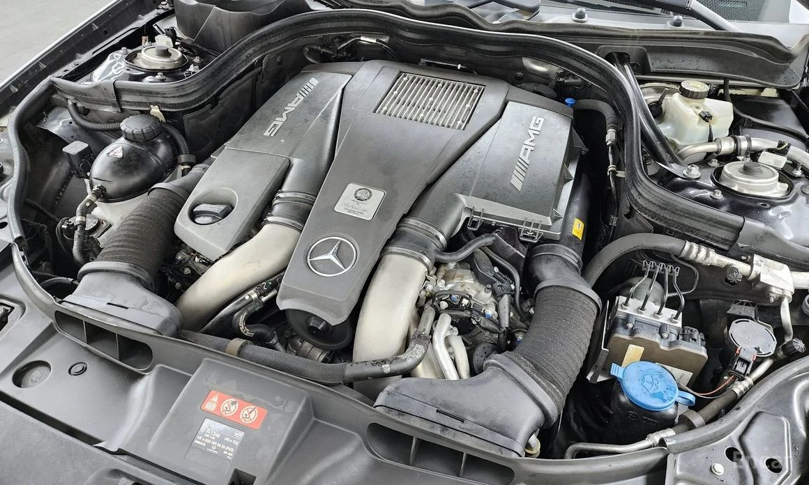 Mercedes-Benz CLS 63 AMG 4MATIC* КОЖА* ПОДГРЕВ* HARMAN* KARDON* КАМЕРИ* , снимка 16 - Автомобили и джипове - 54135961