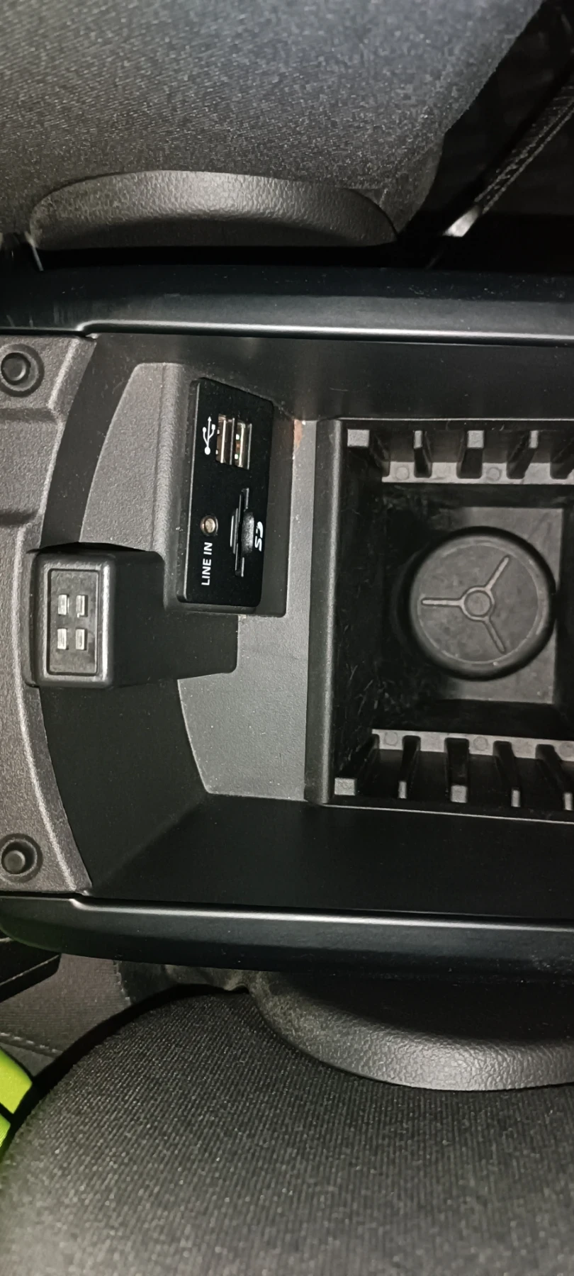 Ford C-max 1.5 titanium реални км., снимка 12 - Автомобили и джипове - 54233963