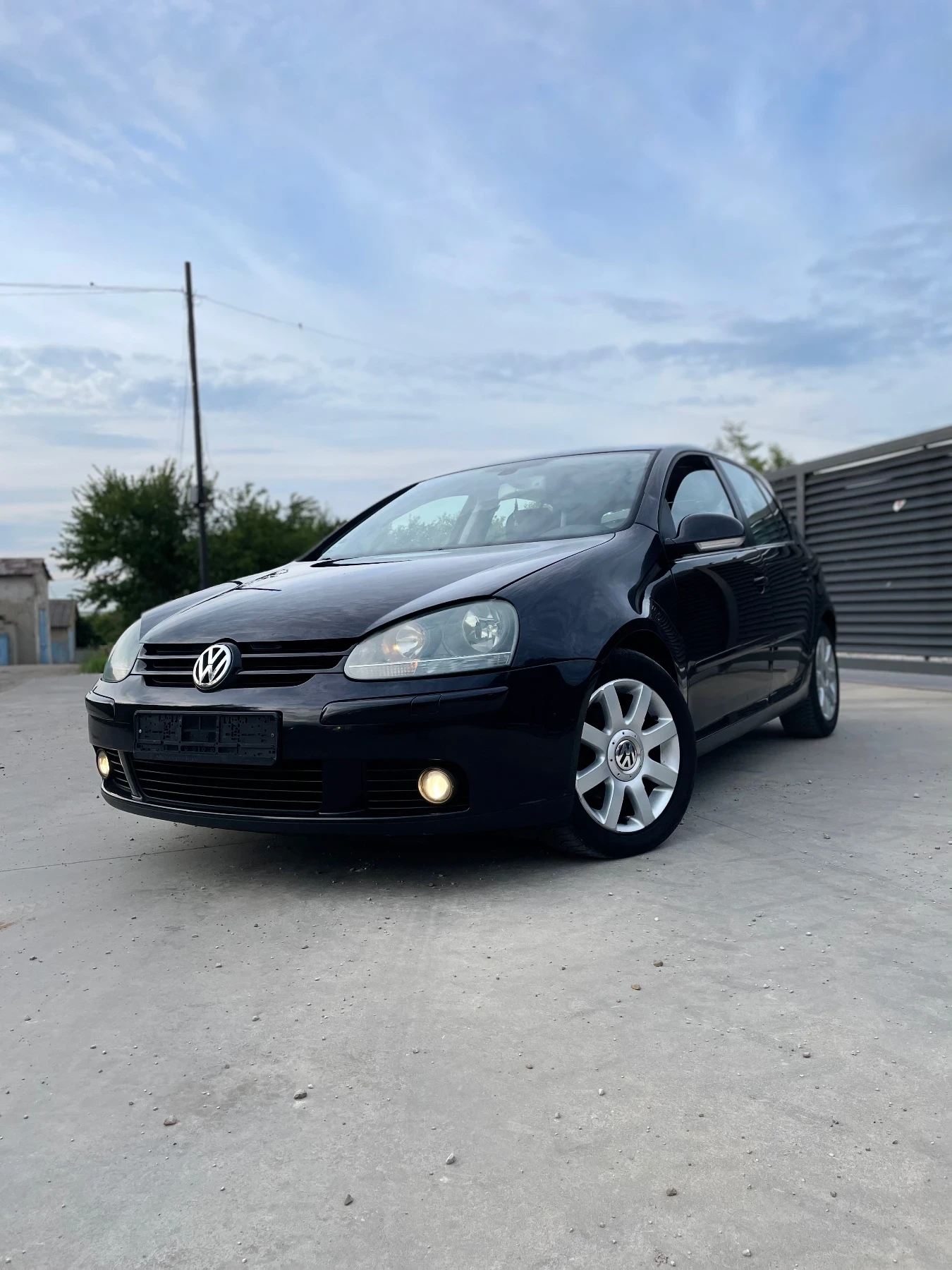 VW Golf 1.9TDI, снимка 2 - Автомобили и джипове - 54610832