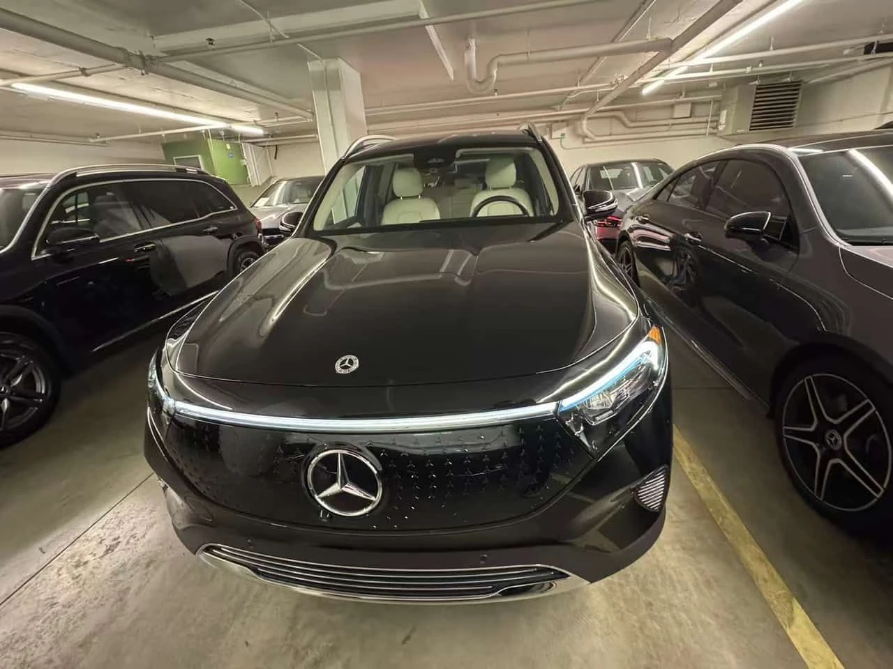 Mercedes-Benz EQB * 300 * CARFAX * ЦЕНА ДО БГ, снимка 4 - Автомобили и джипове - 55060766