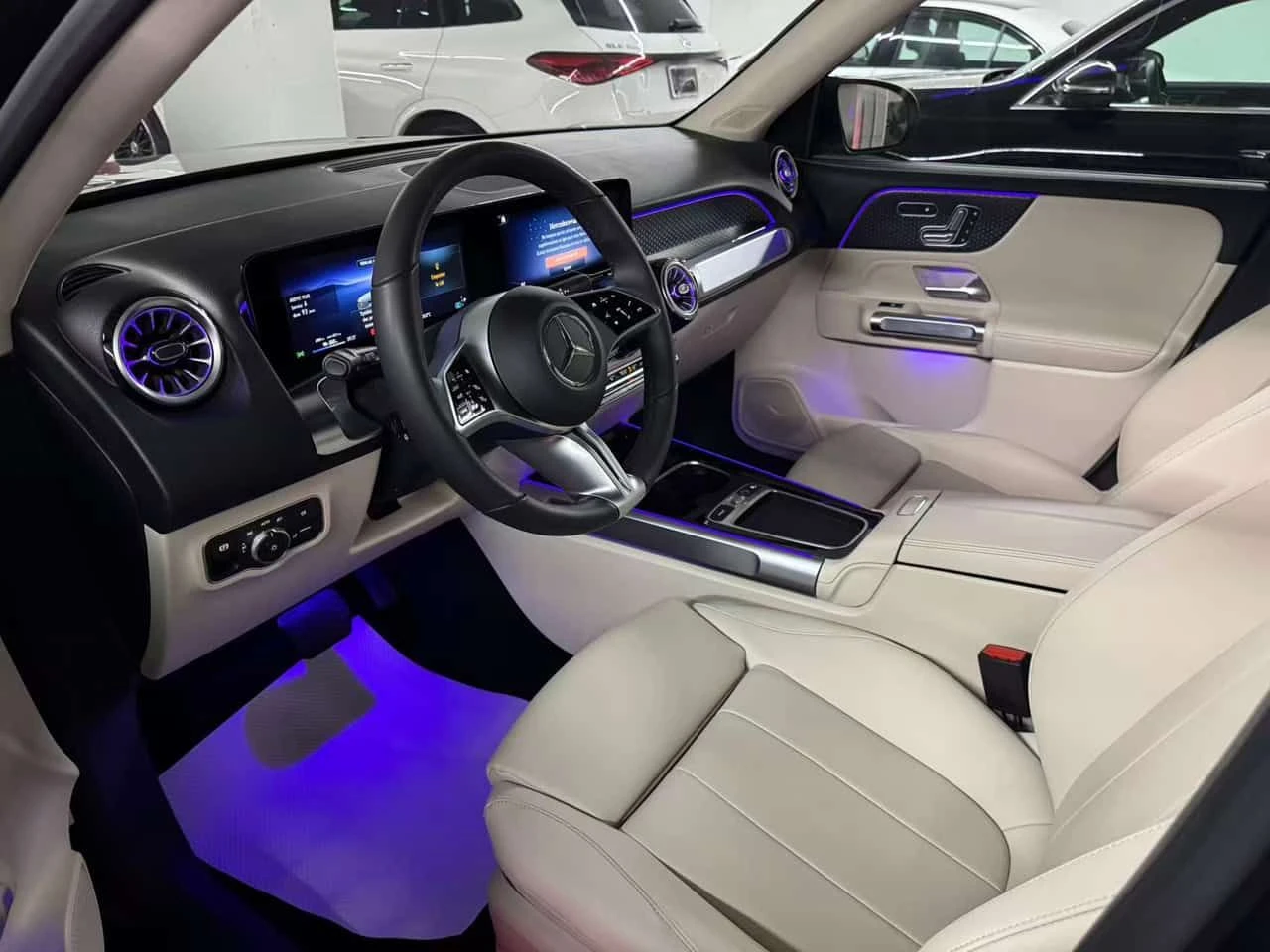 Mercedes-Benz EQB * 300 * CARFAX * ЦЕНА ДО БГ, снимка 14 - Автомобили и джипове - 55060766