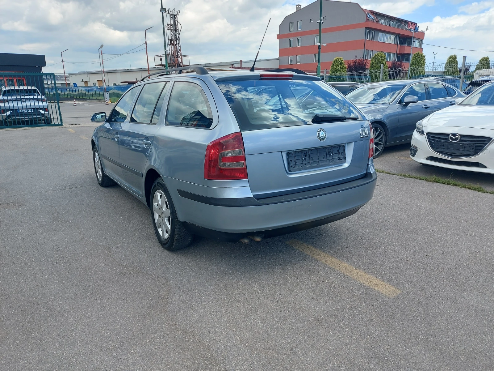 Skoda Octavia 1.9 TDI* DSG* Ел.Шибедах* Подгреви* Круиз контрол, снимка 5 - Автомобили и джипове - 55062472