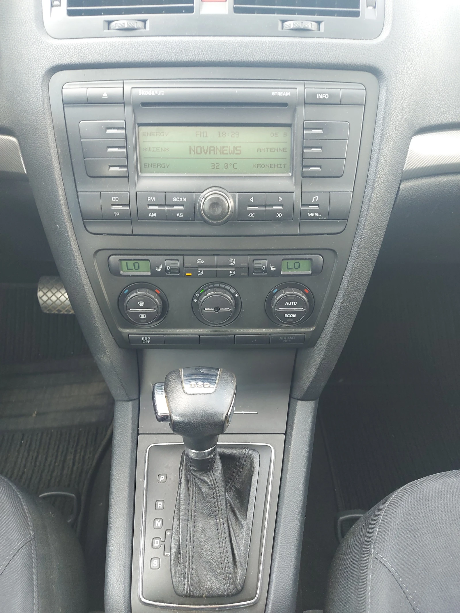 Skoda Octavia 1.9 TDI* DSG* Ел.Шибедах* Подгреви* Круиз контрол, снимка 11 - Автомобили и джипове - 55062472