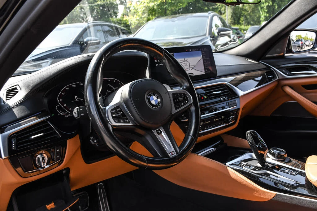BMW 540 i xDrive* M SPORT* HARMAN KARDON* ПОДГРЕВ* КАМЕРА*, снимка 8 - Автомобили и джипове - 55284539