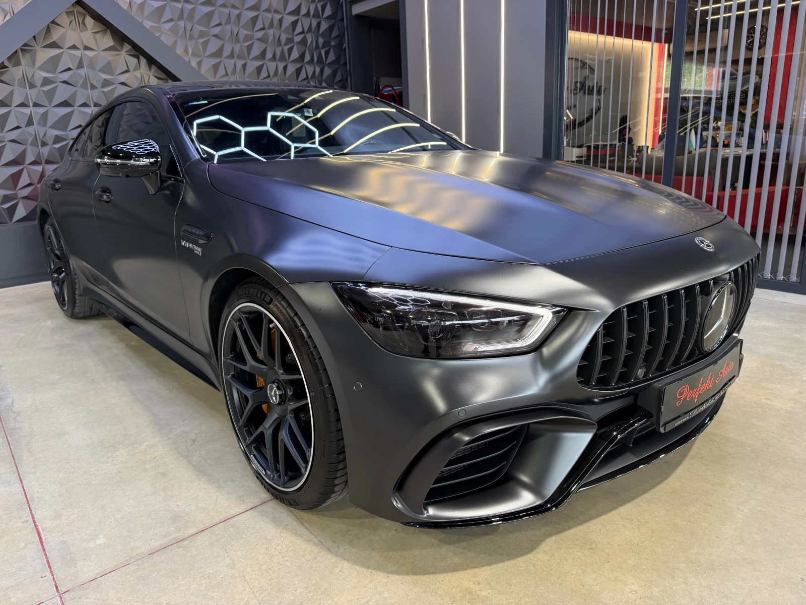 Mercedes-Benz AMG GT 63 S 4MATIC+ * FULL Екстри* BURMESTER* HEAD UP* ПА