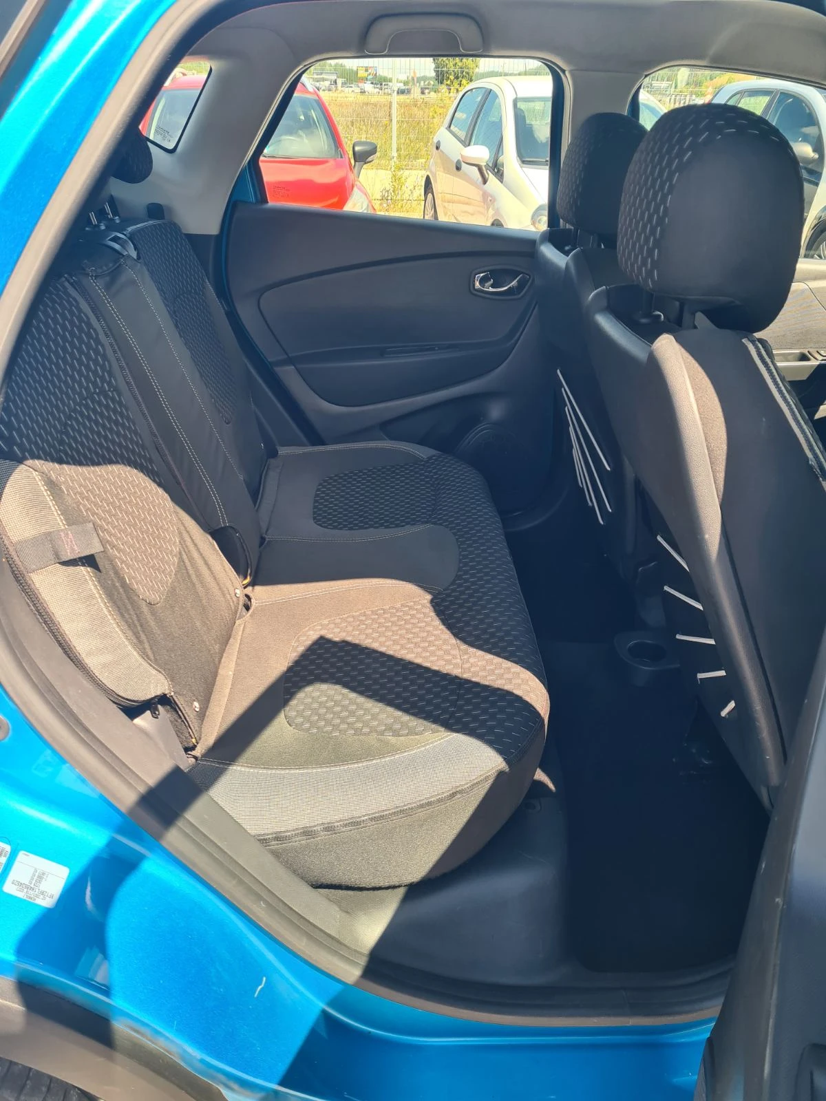 Renault Captur 1.5DCI EVRO5.90KS EURO5B, снимка 2 - Автомобили и джипове - 55508974