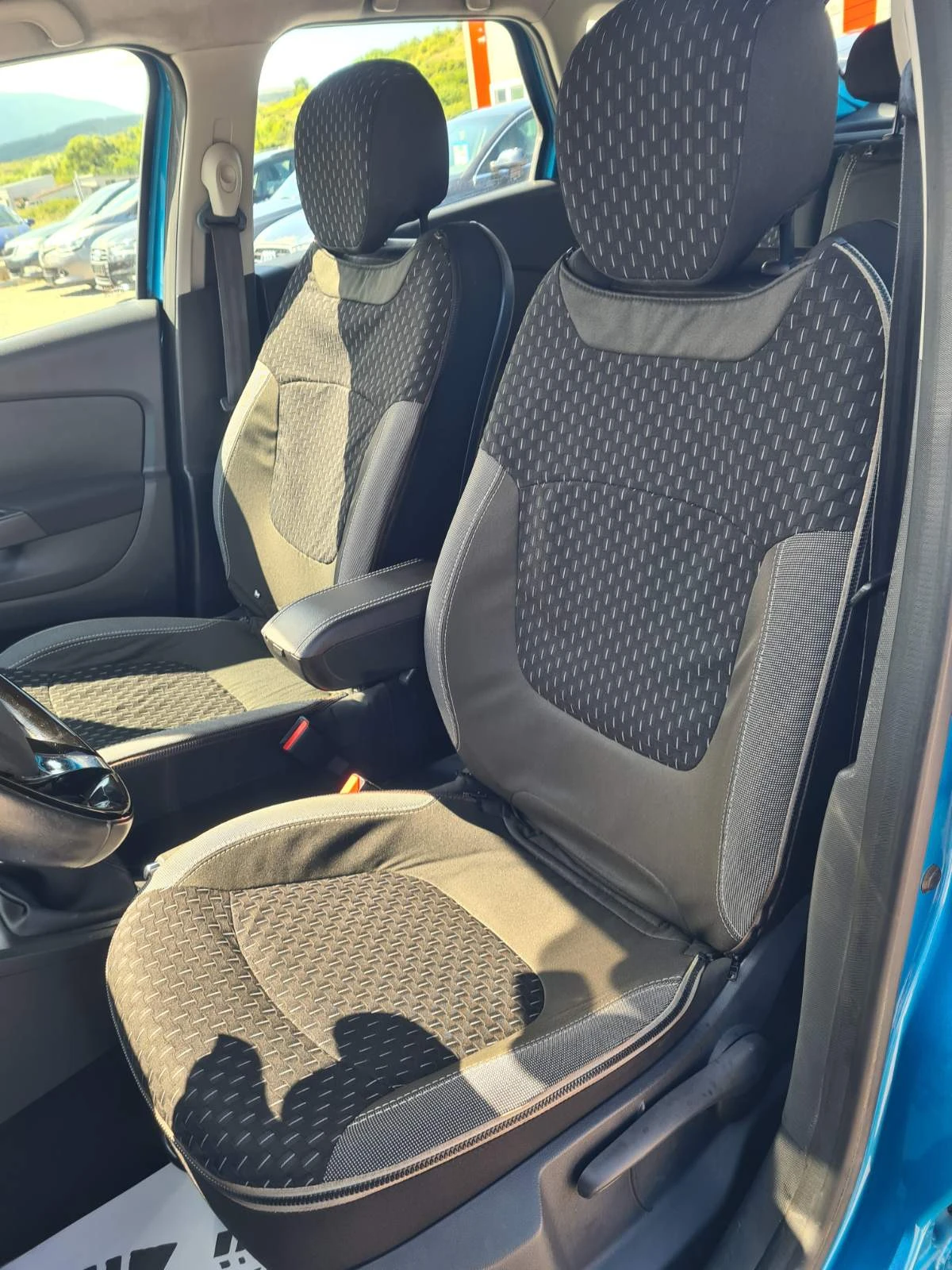 Renault Captur 1.5DCI EVRO5.90KS EURO5B, снимка 17 - Автомобили и джипове - 55508974